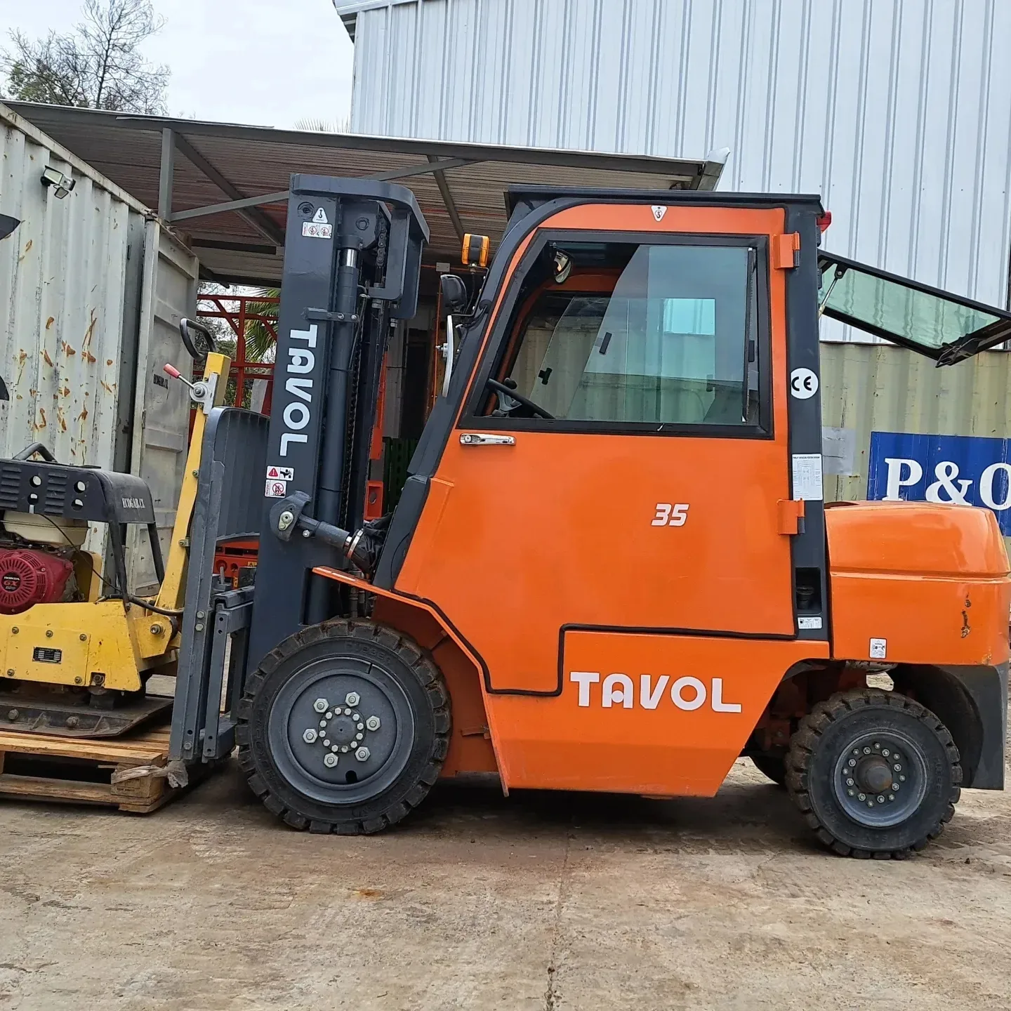 GRUA HORQUILLA DIESEL